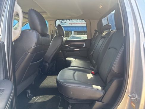 Used 2017 RAM 1500 Laramie w/ Convenience Group image 10