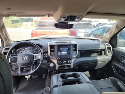 Used 2019 RAM 1500 Laramie image 11