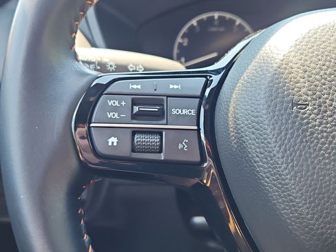 Used 2025 Honda HR-V Sport image 14