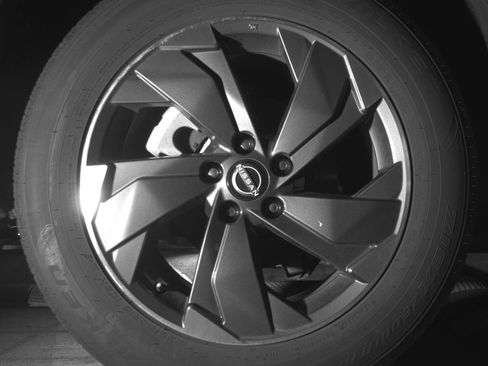 Used 2025 Nissan Rogue SV FWD image 15