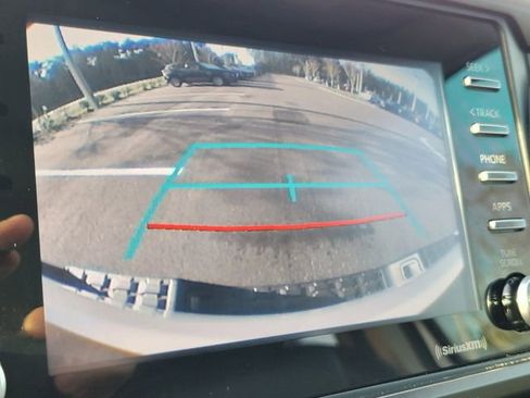 Used 2020 Toyota Tacoma SR w/ SR Convenience Package image 24