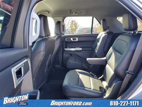 Used 2023 Ford Explorer XLT w/ Equipment Group 202A image 12