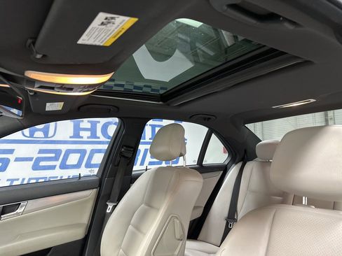 Used 2014 Mercedes-Benz C 250 Sedan image 15