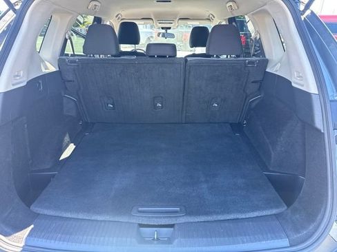 Used 2022 Nissan Rogue SV FWD image 12