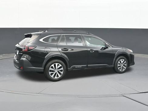 Used 2023 Subaru Outback Premium AWD/4WD image 15