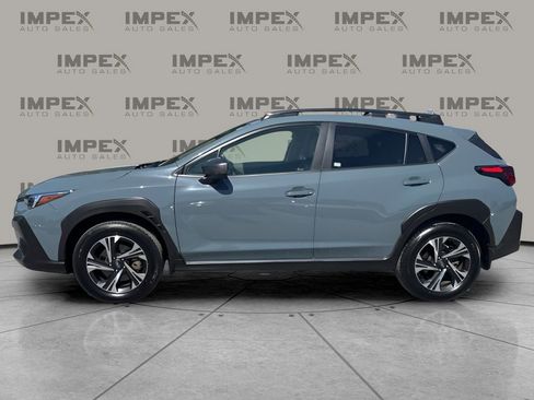 Used 2024 Subaru Crosstrek 2.0i Premium AWD/4WD image 2