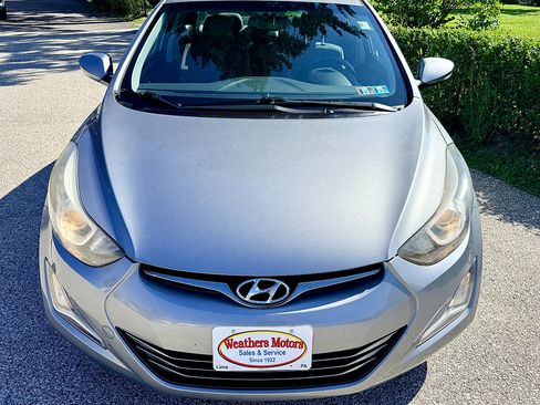 Used 2015 Hyundai Elantra Limited FWD image 10