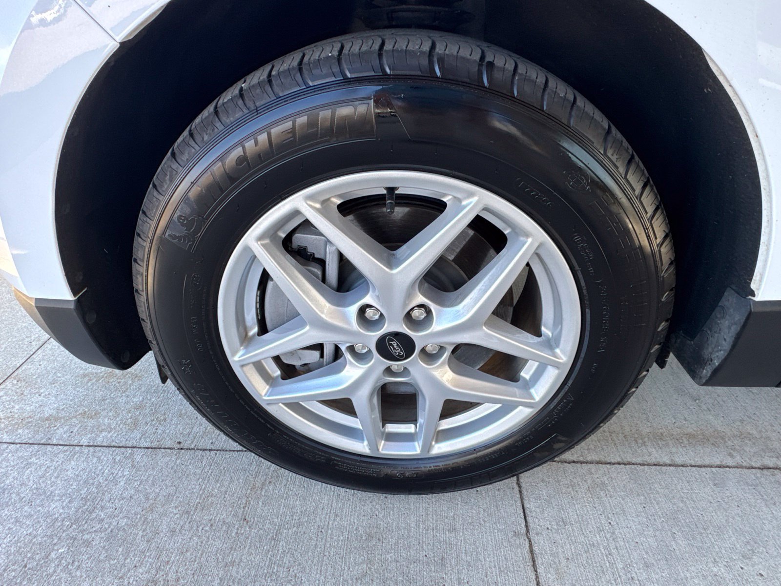 Certified 2024 Ford Edge SEL w/ Convenience Package AWD/4WD image 18