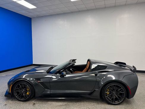Used 2017 Chevrolet Corvette Z06 image 5