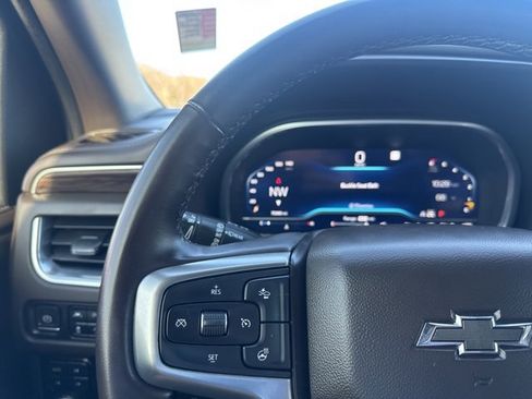 Used 2023 Chevrolet Tahoe Z71 w/ Z71 Off-Road Package image 14