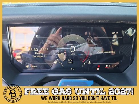 New 2026 GMC Acadia Denali w/ Super Cruise Package FWD image 29
