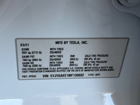 Used 2021 Tesla Model Y Long Range AWD/4WD image 35