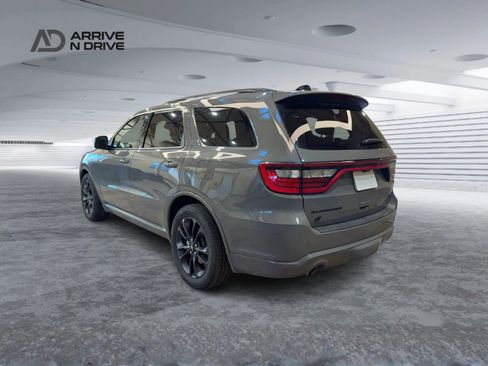Used 2025 Dodge Durango R/T w/ Blacktop Package image 6