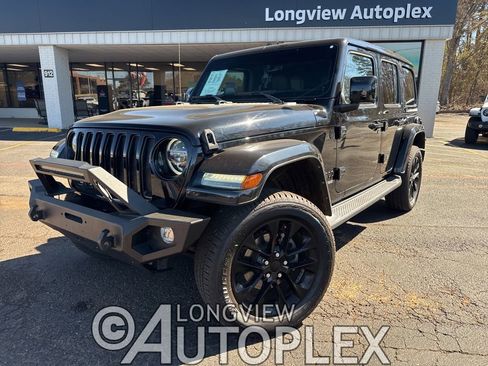 Used 2021 Jeep Wrangler Unlimited Sahara image 1