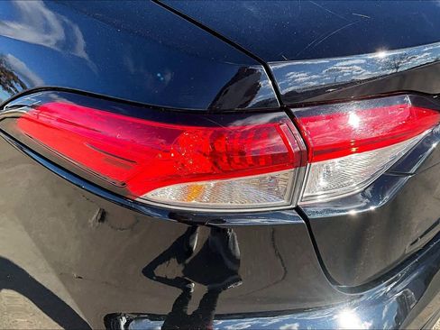 Used 2024 Toyota Corolla LE image 27