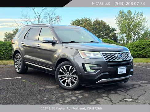 Used 2016 Ford Explorer Platinum AWD/4WD image 3