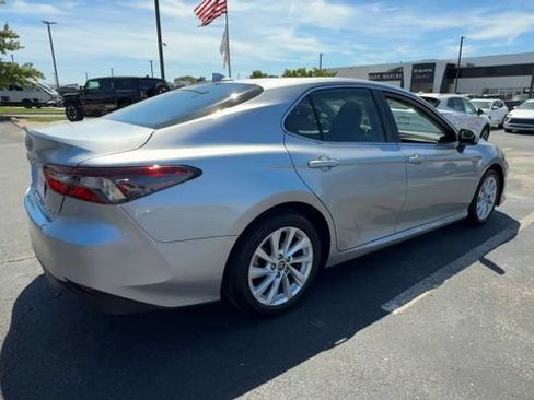 Used 2024 Toyota Camry LE FWD image 8