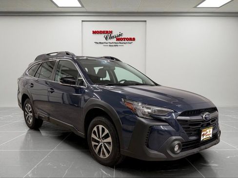 Used 2024 Subaru Outback Premium AWD/4WD image 1