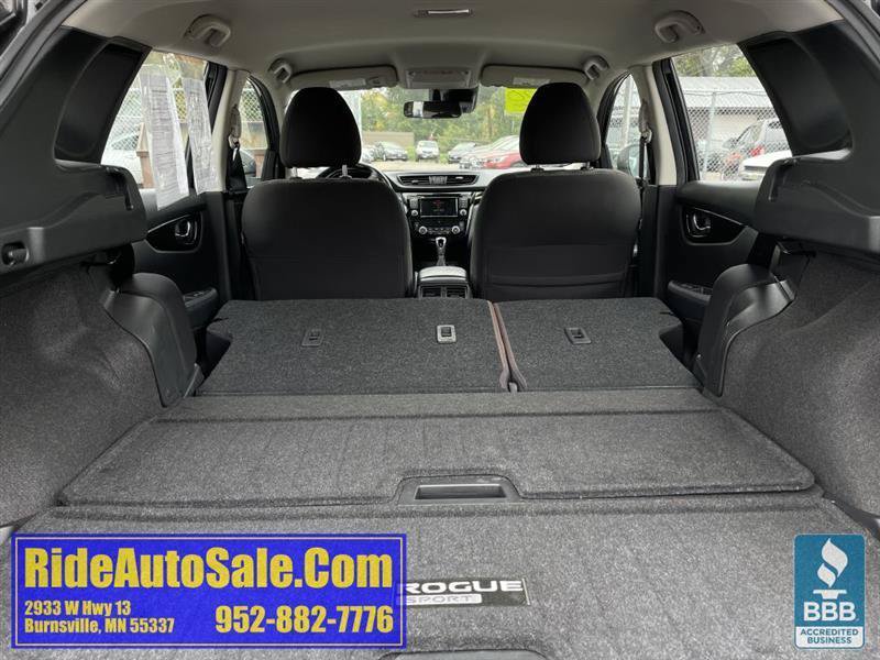 Used 2020 Nissan Rogue Sport SV w/ All-Weather Package AWD/4WD image 34