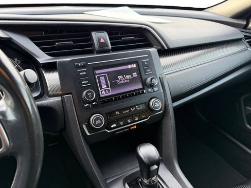 Used 2019 Honda Civic Sport image 12