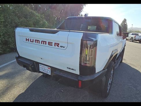 Used 2024 GMC Hummer EV 3X w/ LPO, Illumination Package AWD/4WD image 4
