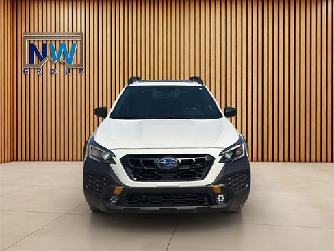 Used 2025 Subaru Outback Wilderness AWD/4WD image 2