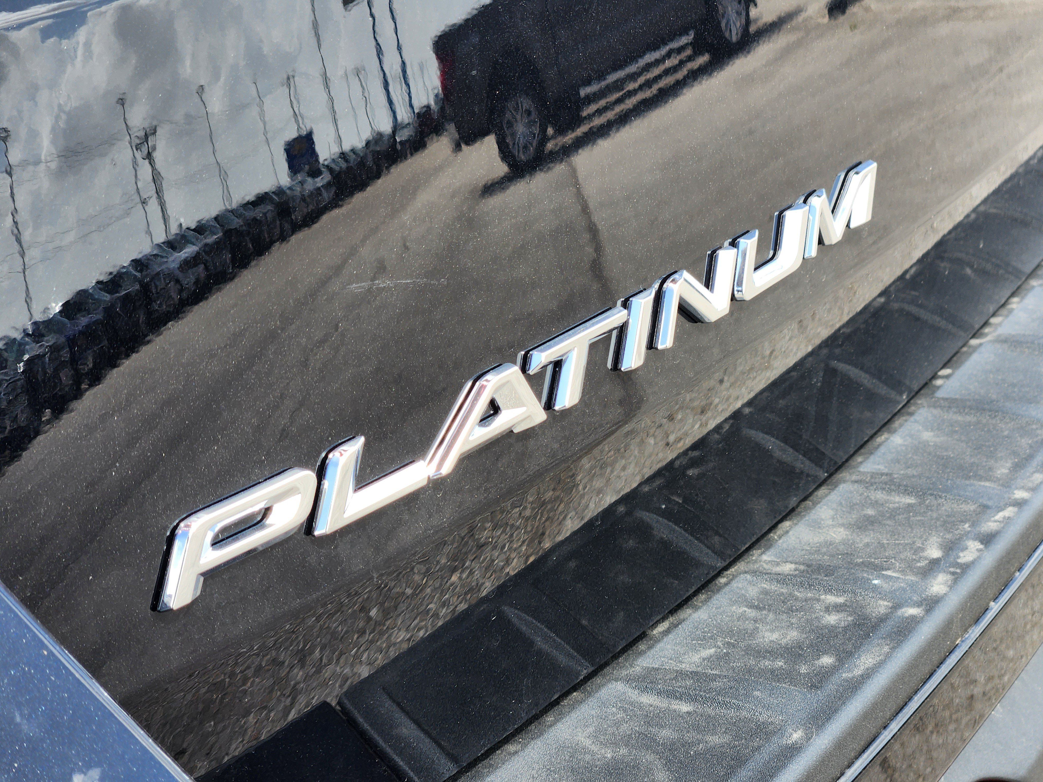 New 2026 Ford Explorer Platinum RWD image 8