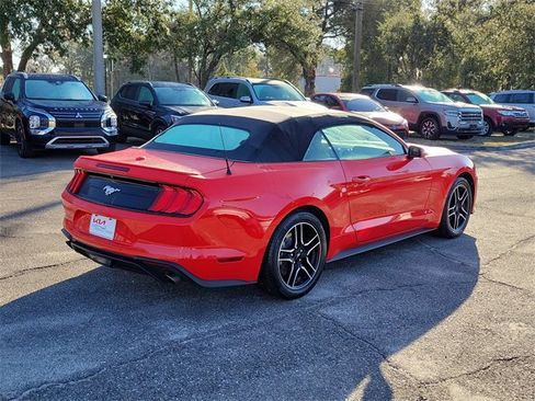 Used 2023 Ford Mustang Premium image 2