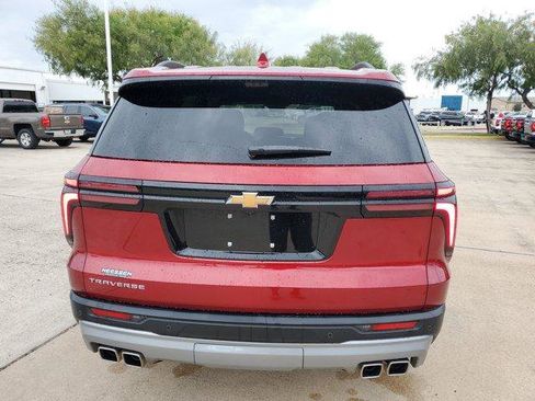 New 2026 Chevrolet Traverse LT w/ Driver Confidence Package image 6