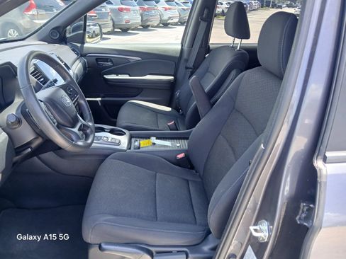 Used 2021 Honda Passport Sport image 10