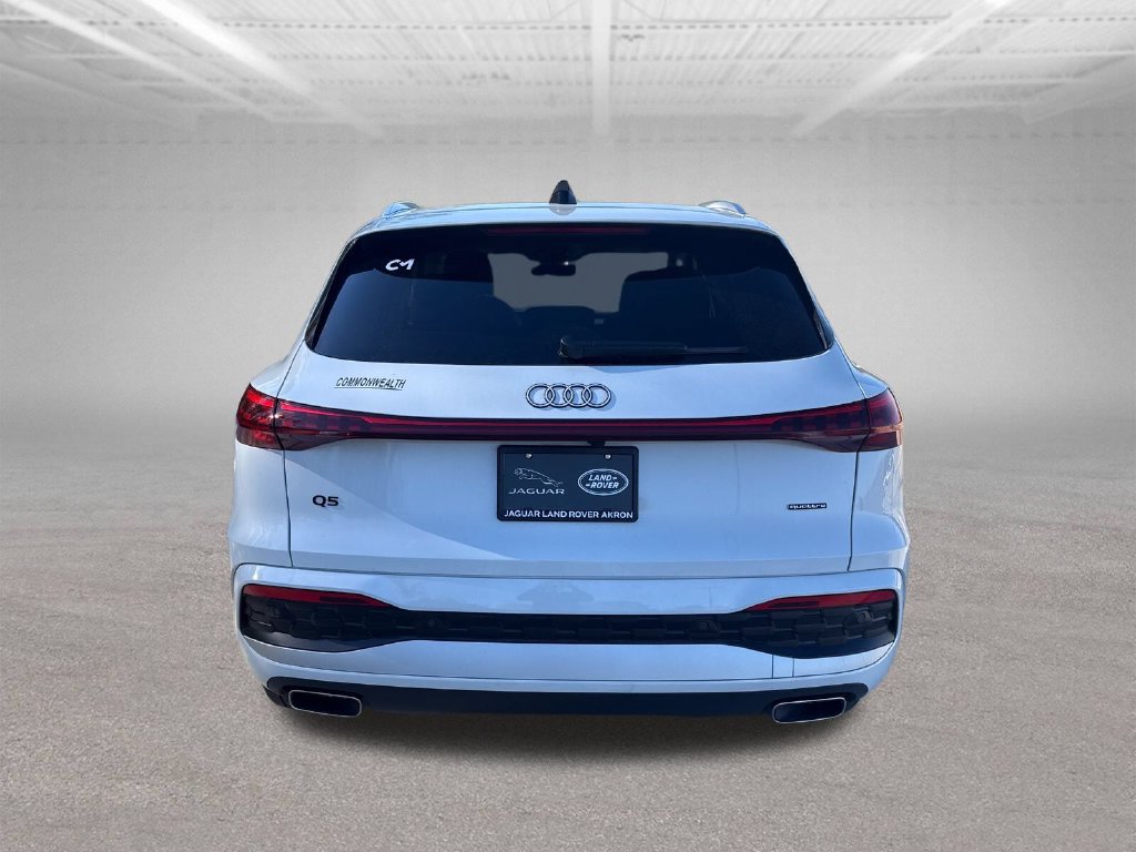 Used 2025 Audi Q5 Premium AWD/4WD image 4