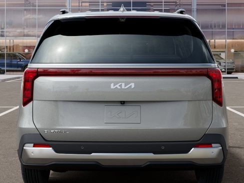New 2026 Kia Carnival SX image 13