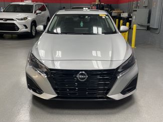 Used 2023 Nissan Altima 2.5 SL video 3