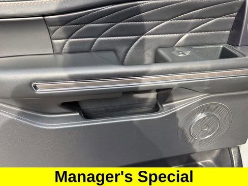 Used 2023 Ford Expedition Max Platinum AWD/4WD image 34