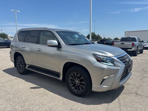 Used 2023 Lexus GX 460 Premium AWD/4WD image 3