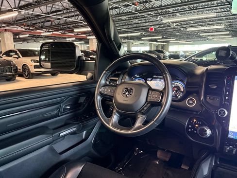 Used 2022 RAM 1500 Limited AWD/4WD image 16