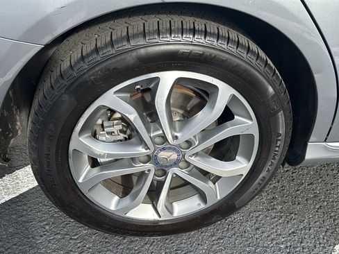 Used 2015 Mercedes-Benz C 300 4MATIC Sedan image 15