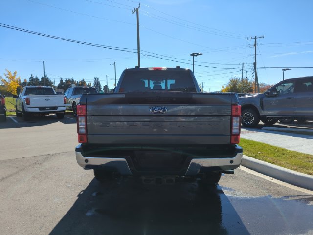 Used 2020 Ford F350 Lariat w/ Lariat Ultimate Package AWD/4WD image 4