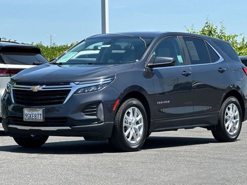 Used 2023 Chevrolet Equinox LT w/ LPO, Floor Liner Package FWD image 8
