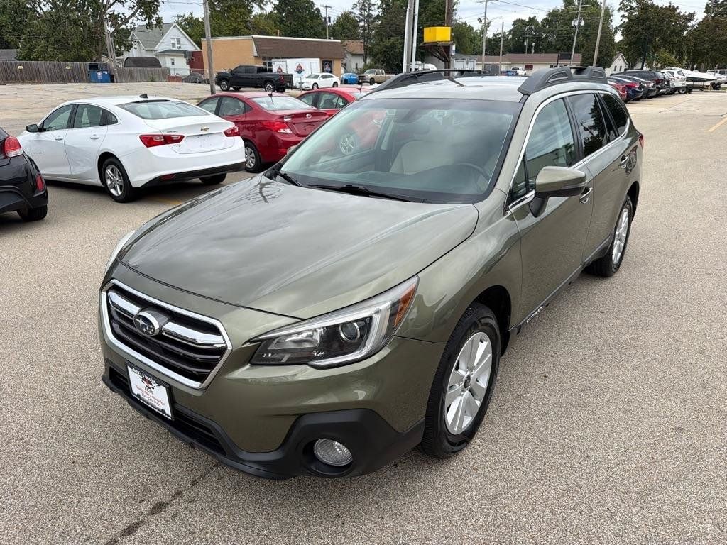 Used 2018 Subaru Outback 2.5i Premium AWD/4WD image 4