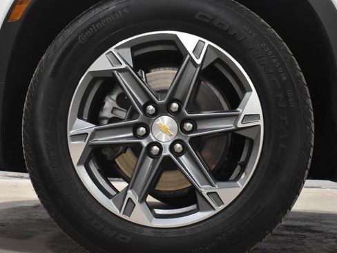 Used 2025 Chevrolet Blazer LT AWD/4WD image 33