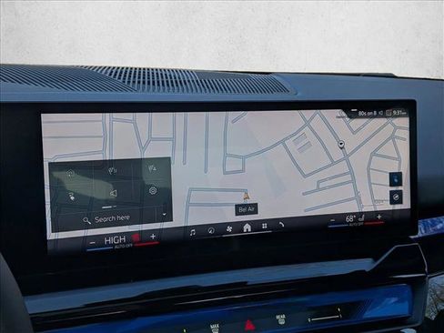 Certified 2025 BMW i5 xDrive40 w/ Premium Package AWD/4WD image 15