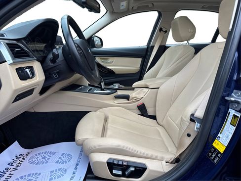 Used 2018 BMW 320i xDrive Sedan w/ Convenience Package image 11