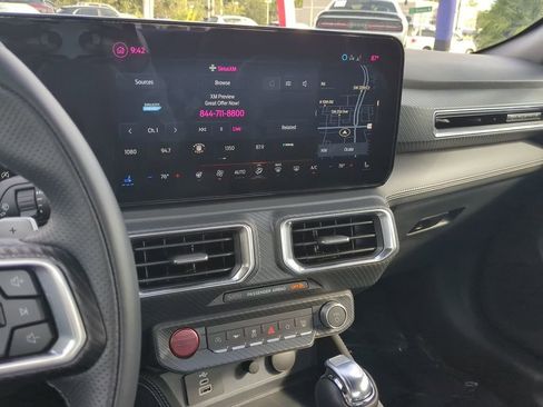 Used 2025 Ford Mustang GT Premium image 17