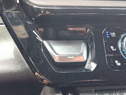 Used 2025 GMC Sierra 1500 AT4 w/ AT4 Premium Package AWD/4WD image 22