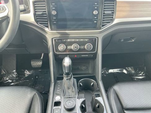 Used 2023 Volkswagen Atlas SEL image 11