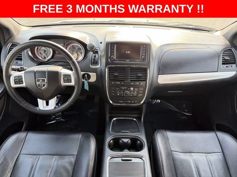 Used 2017 Dodge Grand Caravan GT FWD image 38