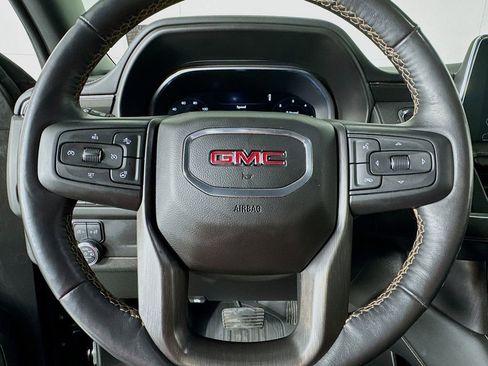 Used 2022 GMC Yukon AT4 AWD/4WD image 40
