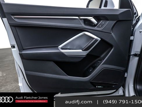 Used 2025 Audi Q3 2.0T Premium Plus w/ Premium Plus Package image 21