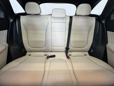 Used 2024 Mercedes-Benz GLC 300 GLC 300 image 7